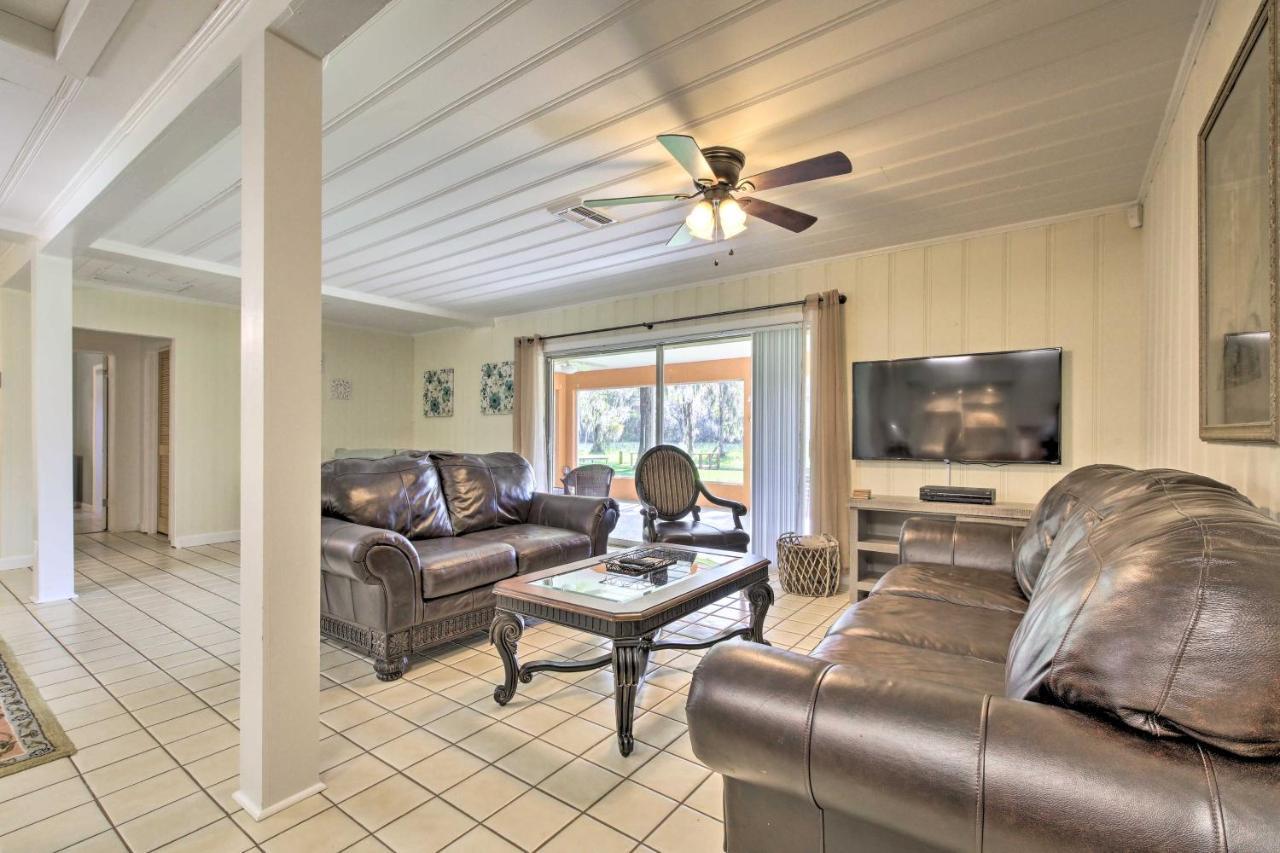 דונלון Rainbow River Oasis With Kayaks And Furnished Sunroom! מראה חיצוני תמונה
